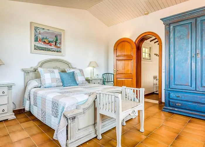 La Calma Espectacular Con Jardin Y Piscina En Menorca Villa S'Algar