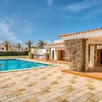 La Calma Espectacular Con Jardin Y Piscina En Menorca