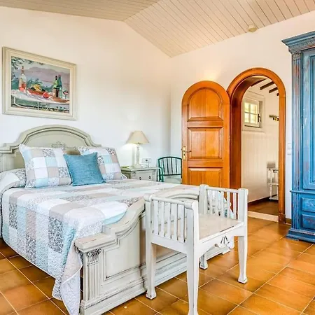 La Calma Espectacular Con Jardín Y Piscina En Menorca Villa S'Algar
