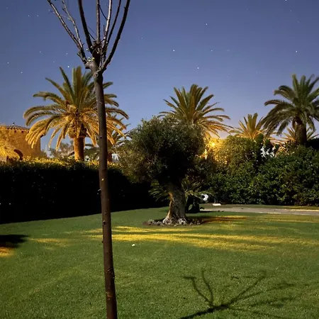 La Calma Espectacular Con Jardín Y Piscina En Menorca Villa *