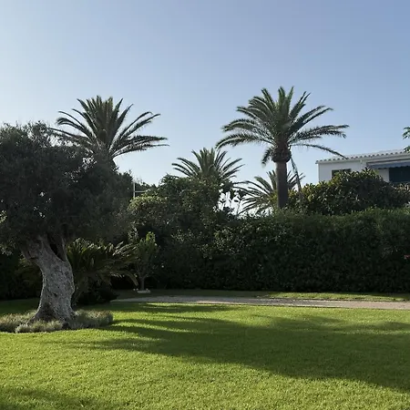 La Calma Espectacular Con Jardín Y Piscina En Menorca Villa *
