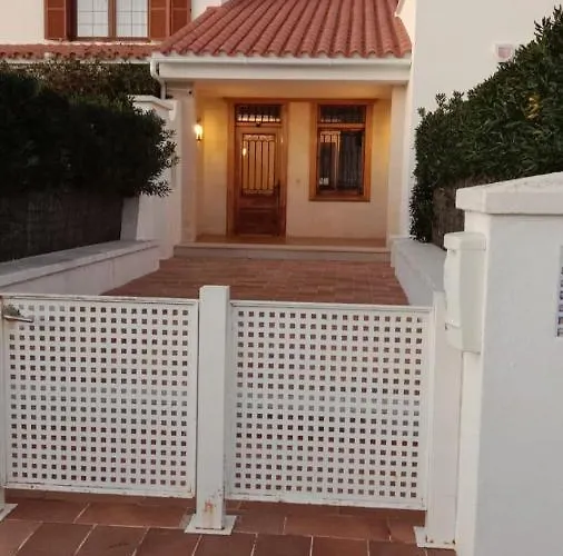 La Calma Espectacular Con Jardin Y Piscina En Menorca *